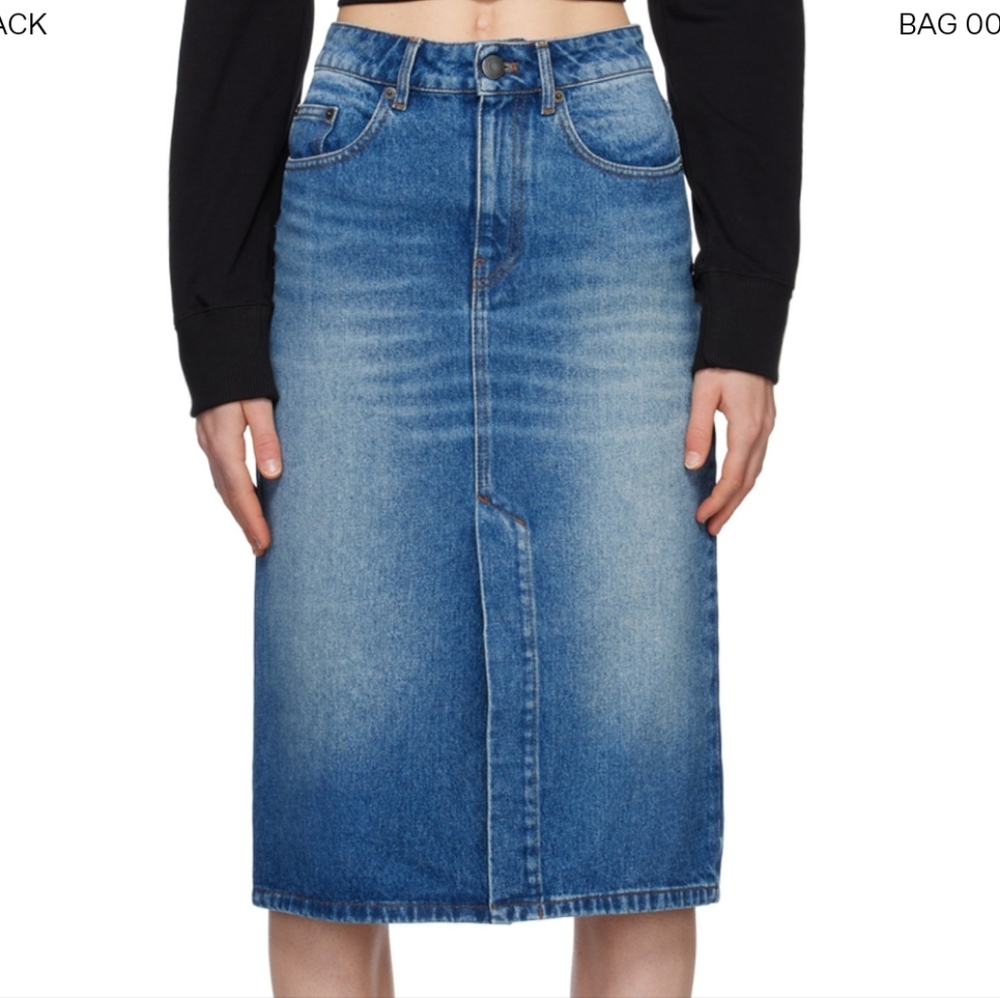 Ami Alexandre Mattiussi Blue Pencil Denim Midi Skirt. Size 26